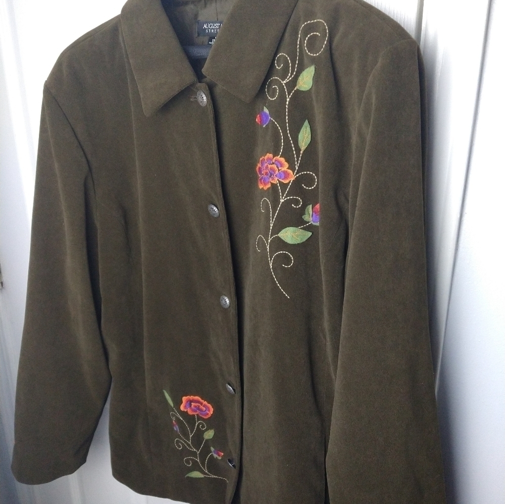 AUGUST Max stretch olive green button front shacket embroidery front and sleeve.